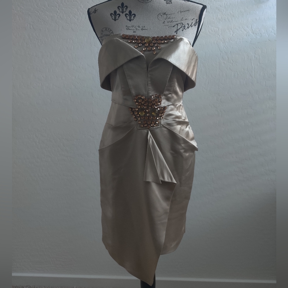 🆕 Leedy Cream and Gold Bejeweled Silk Midi Dress (4)